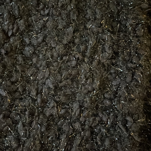 Holiday-ready Shrug sweater - Picture 2 of 5